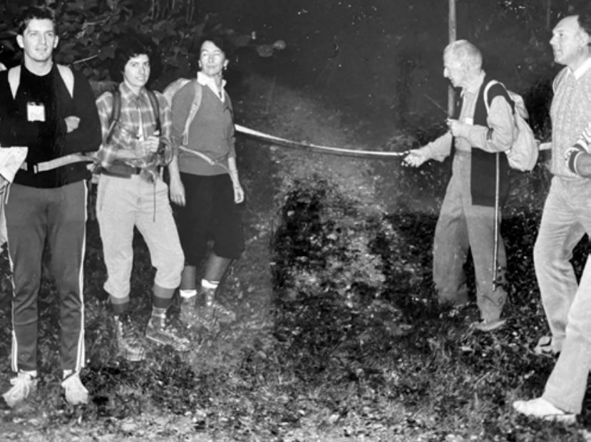 24.09.1988: taglio del nastro del San Vili, con Franco de Battaglia, principale ideatore del sentiero, e Roberto Bombarda, coordinatore e primo percorritore del cammino
